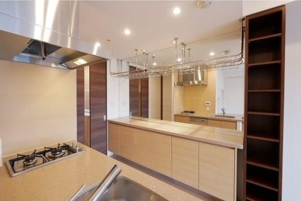 property_interior2_filename