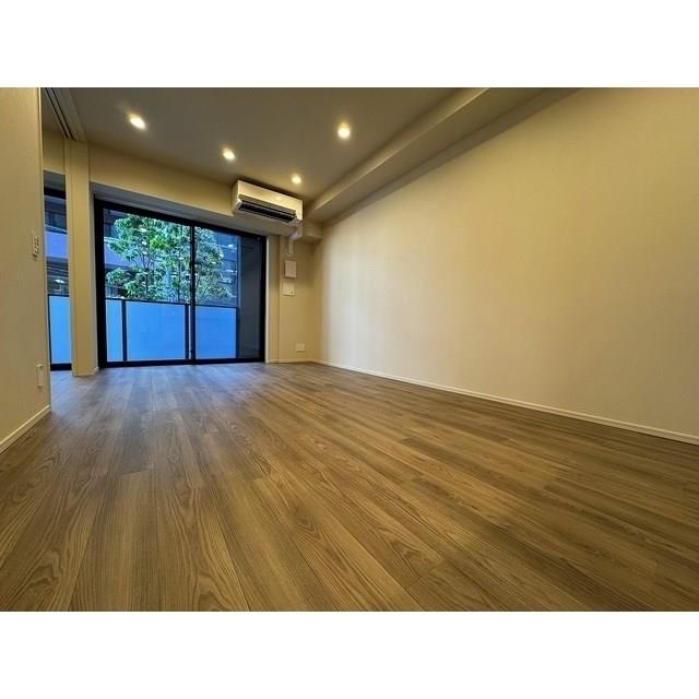 property_interior2_filename