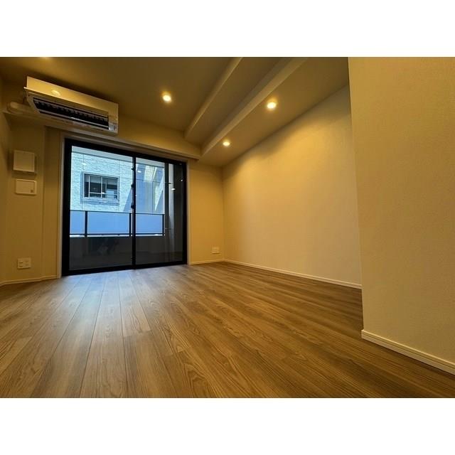 property_interior2_filename