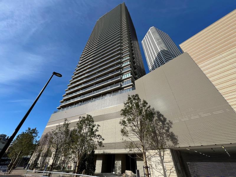 building_exterior_filename