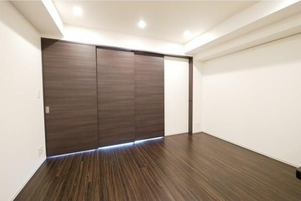 property_interior2_filename