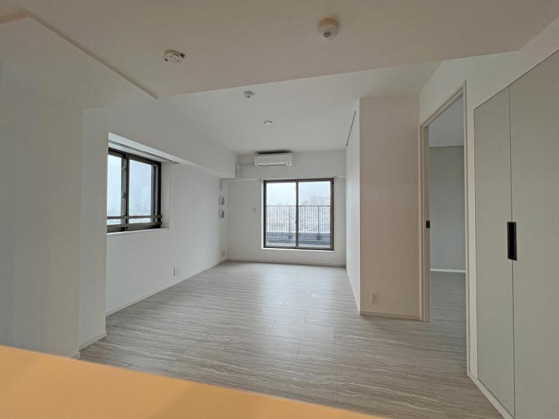 property_interior1_filename