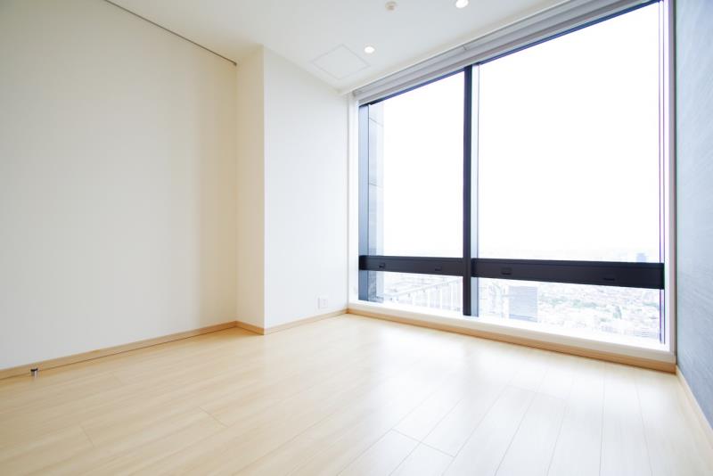 property_interior2_filename