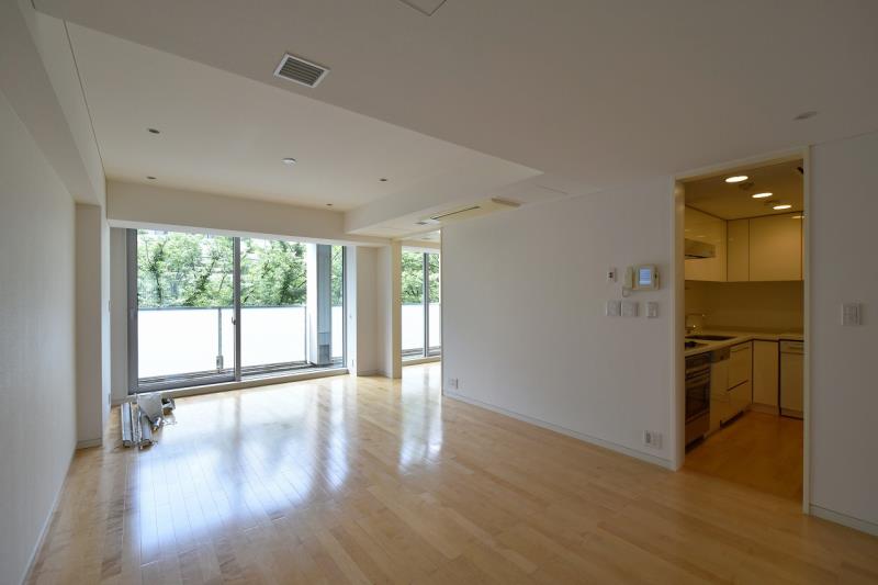 property_interior1_filename