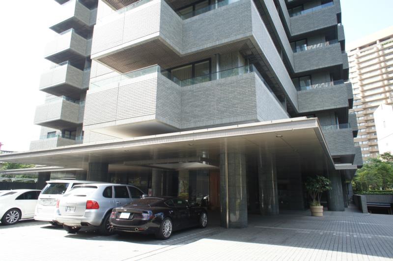 building_exterior2_filename