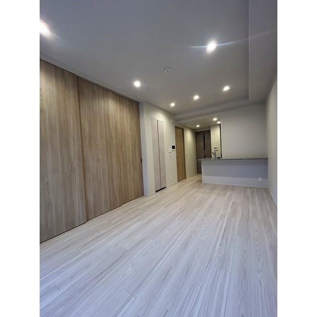 property_interior2_filename