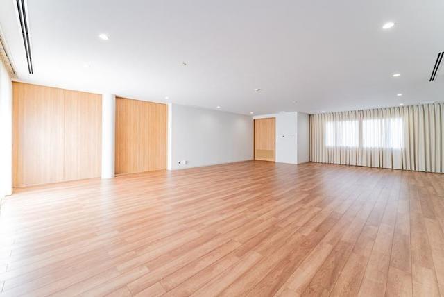 property_interior1_filename