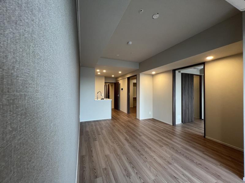 property_interior2_filename