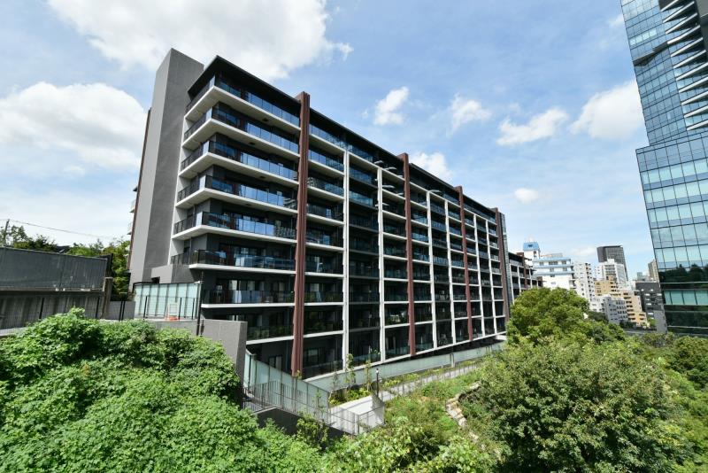 building_exterior_filename