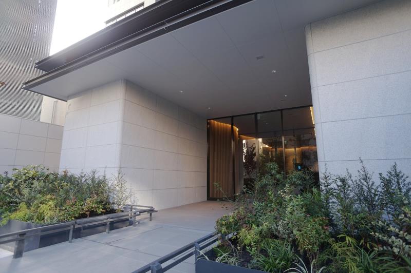 building_exterior2_filename