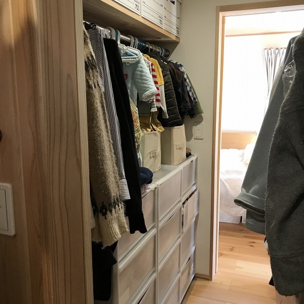 1Fに設けたWICは、お子様の衣類や普段使いの衣類を収納。子育てするご夫婦の強い味方に。