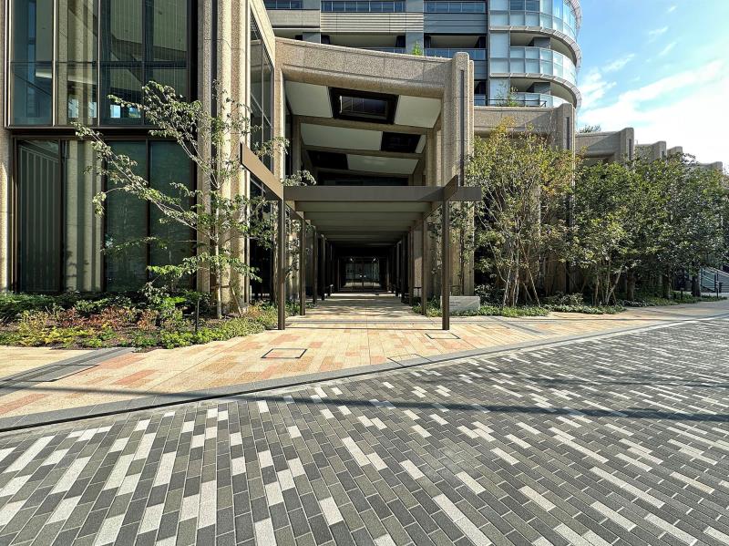 building_exterior2_filename