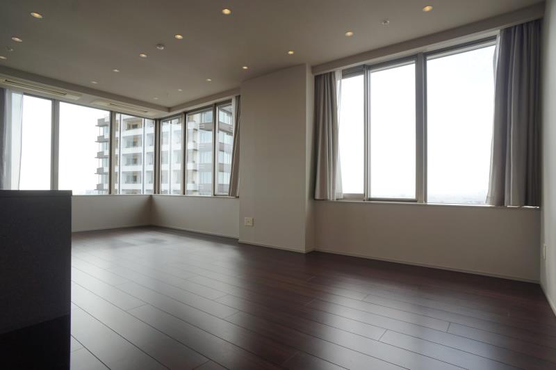 property_interior1_filename