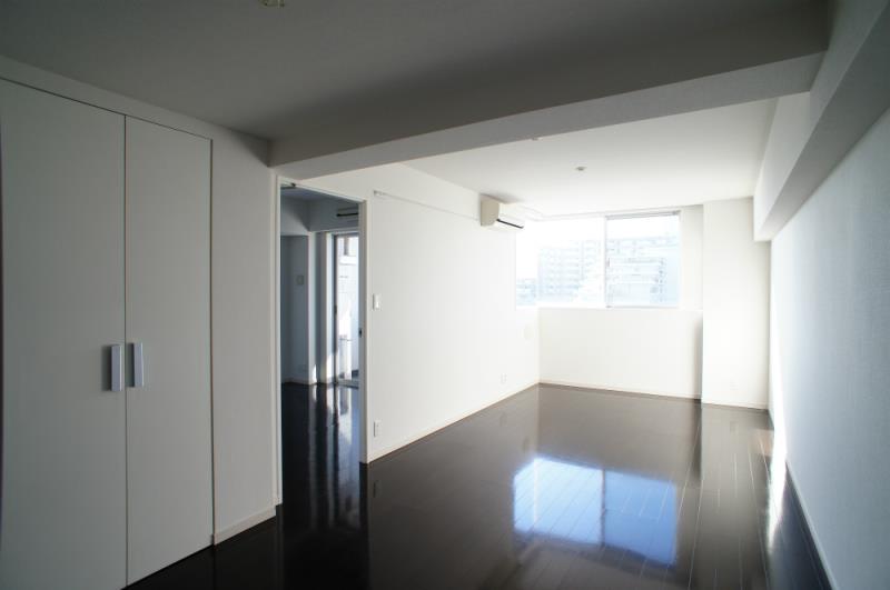 property_interior1_filename