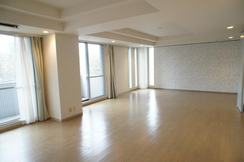 property_interior1_filename