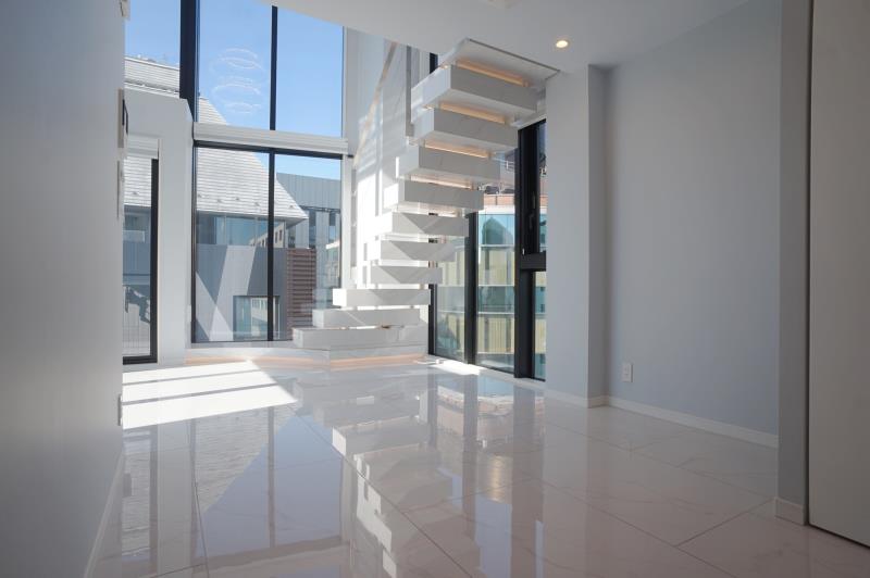 property_interior2_filename