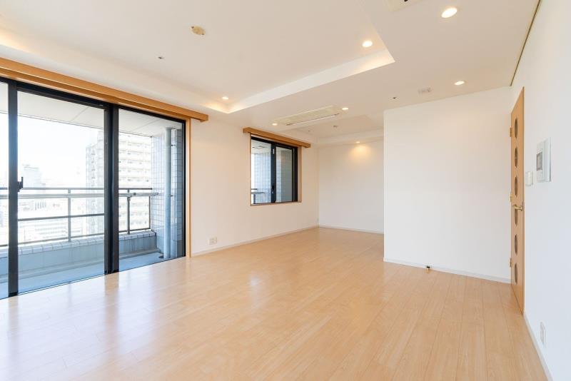 property_interior1_filename