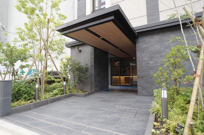 building_exterior2_filename