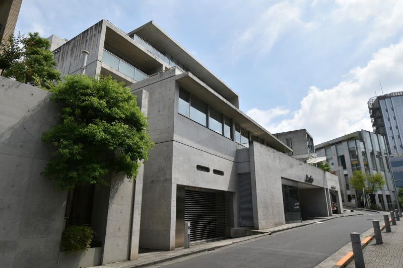 building_exterior_filename