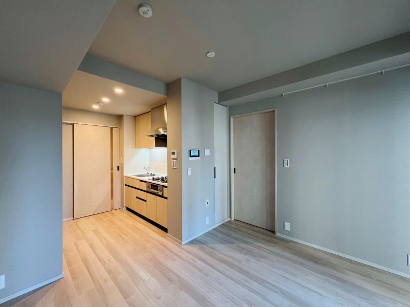 property_interior2_filename