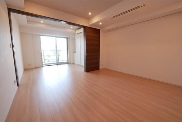 property_interior2_filename