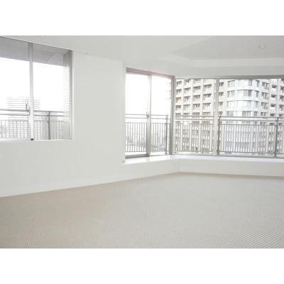 property_interior2_filename