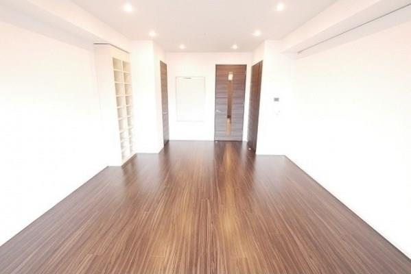 property_interior2_filename