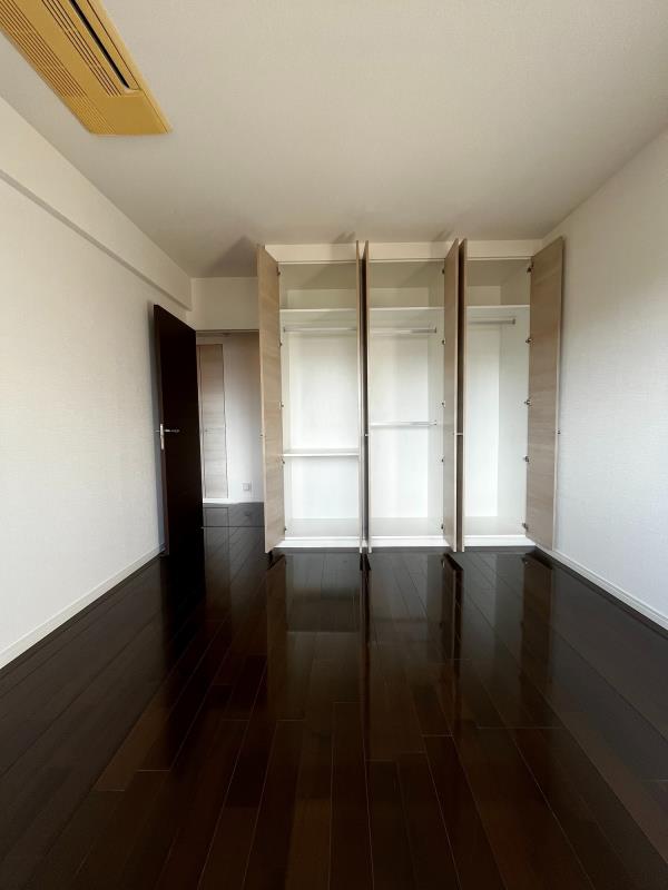 property_interior1_filename