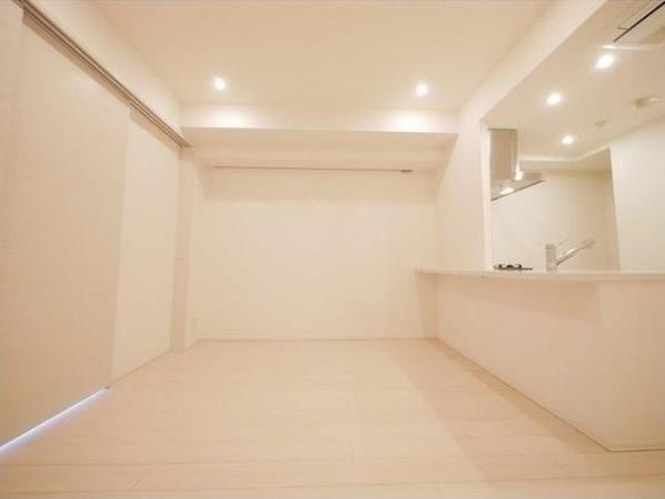 property_interior2_filename