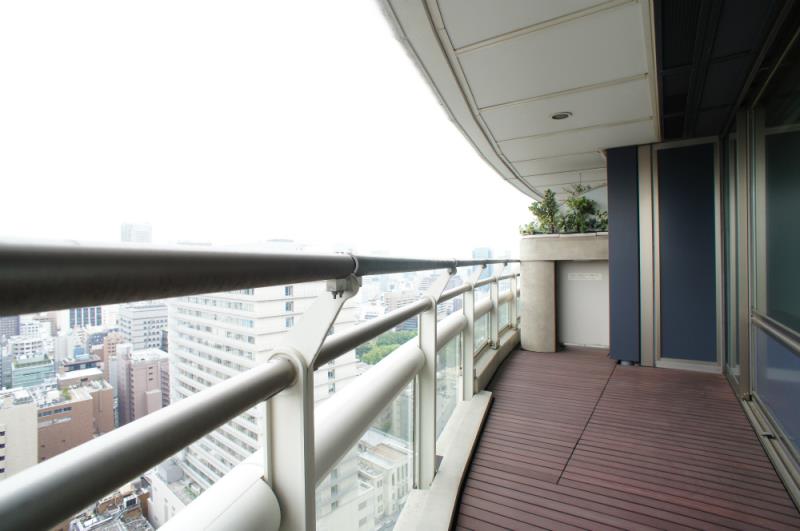 property_interior2_filename