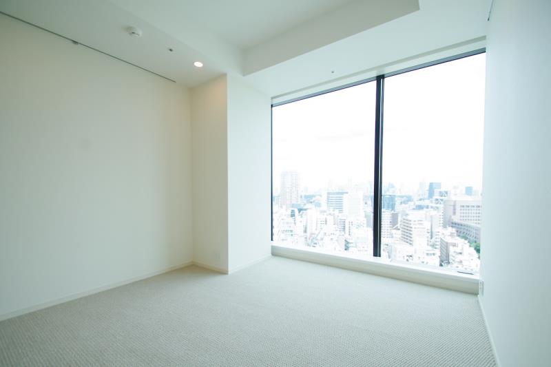 property_interior2_filename