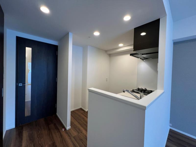 property_interior2_filename