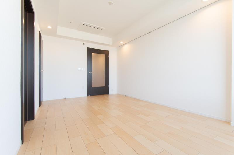 property_interior2_filename