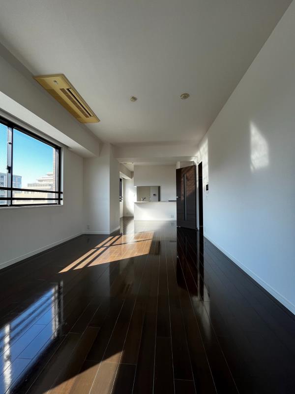 property_interior2_filename