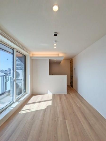 property_interior1_filename