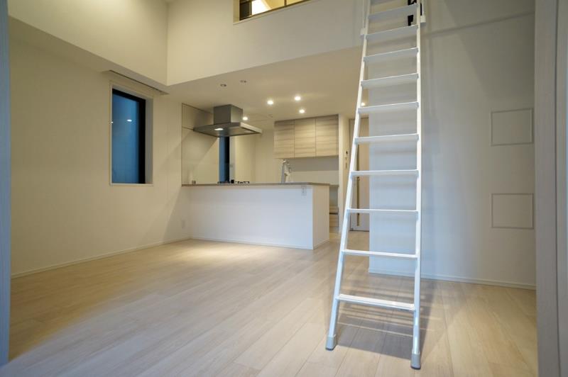 property_interior1_filename