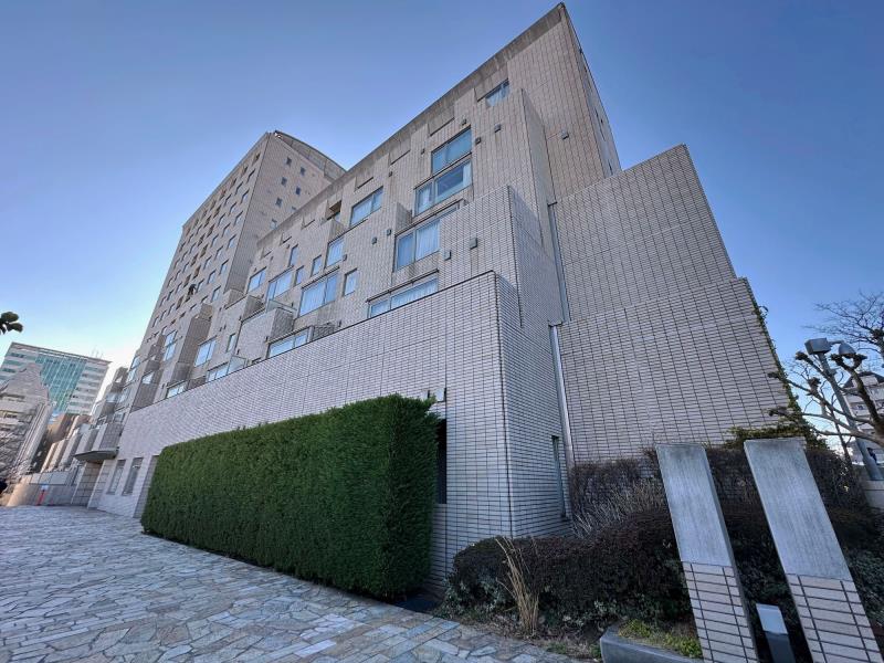 building_exterior2_filename