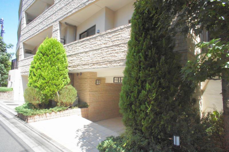 building_exterior2_filename