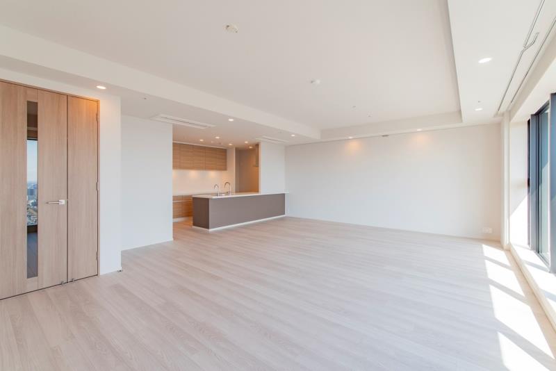 property_interior2_filename