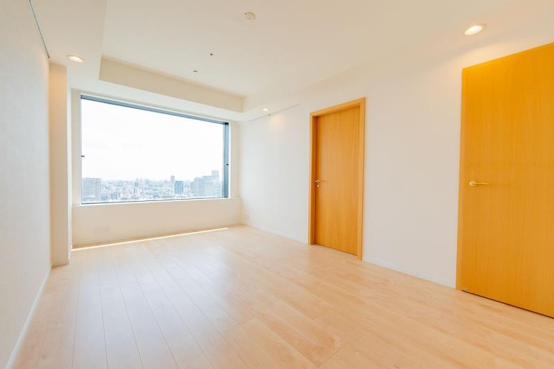 property_interior1_filename