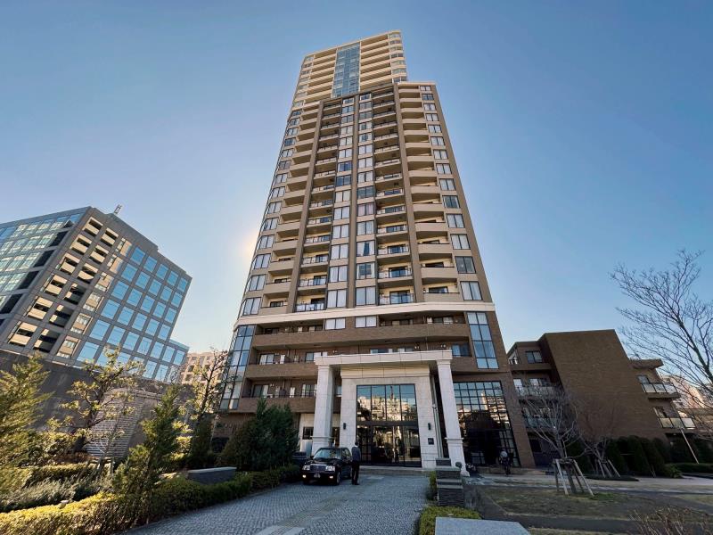 building_exterior_filename
