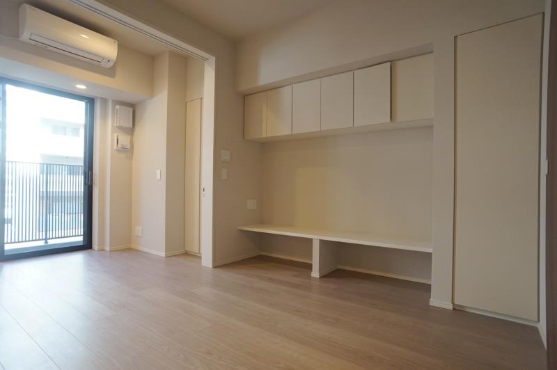 property_interior1_filename