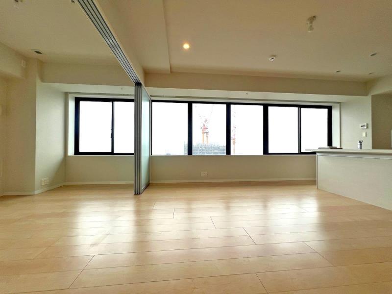 property_interior2_filename