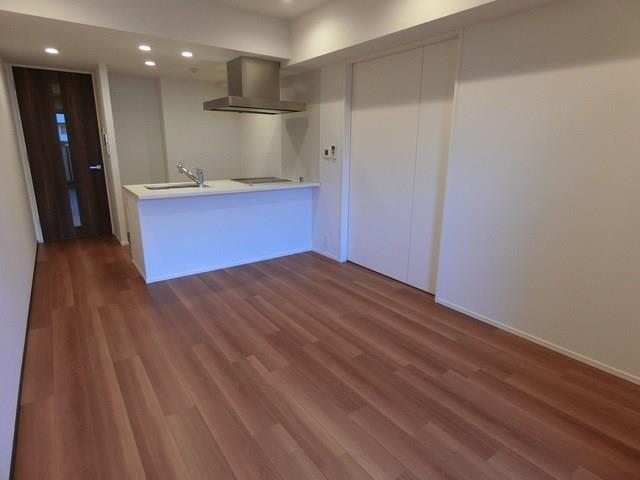 property_interior1_filename