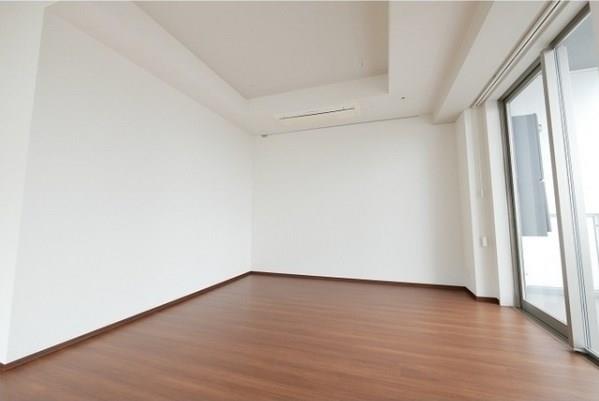 property_interior2_filename