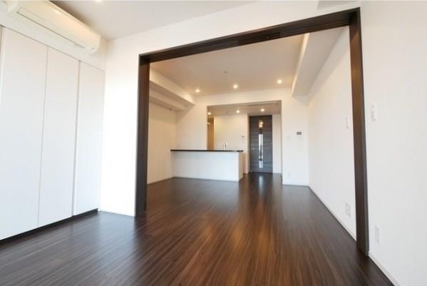 property_interior1_filename