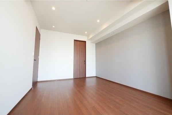 property_interior2_filename