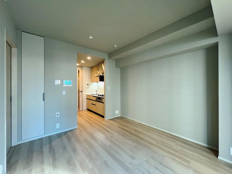 property_interior2_filename