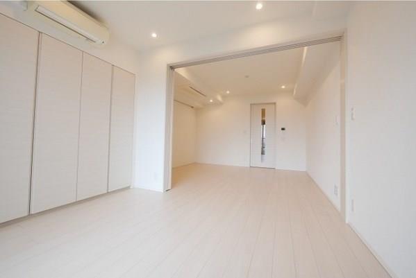 property_interior1_filename
