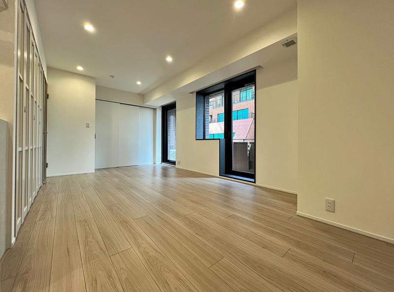 property_interior1_filename